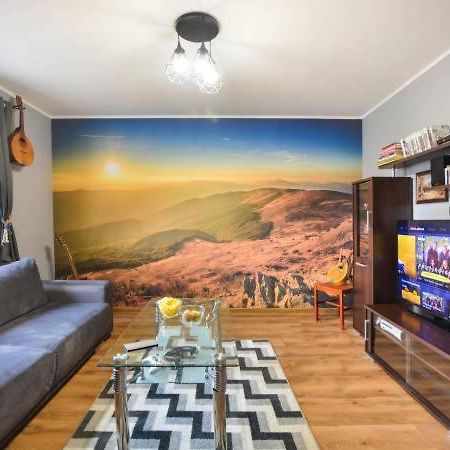 Apartament Folkowy Wujek Pod Gromadzyniem Ustrzyki Dolne Εξωτερικό φωτογραφία