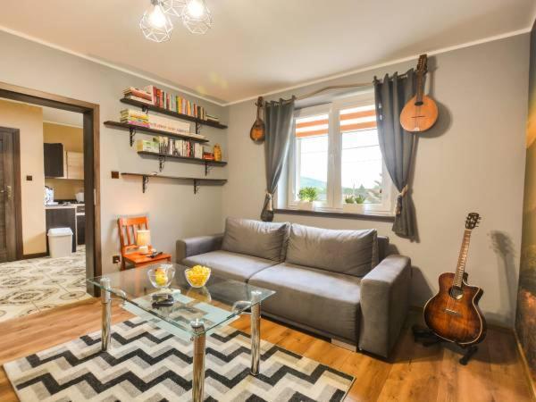 Apartament Folkowy Wujek Pod Gromadzyniem Ustrzyki Dolne Εξωτερικό φωτογραφία